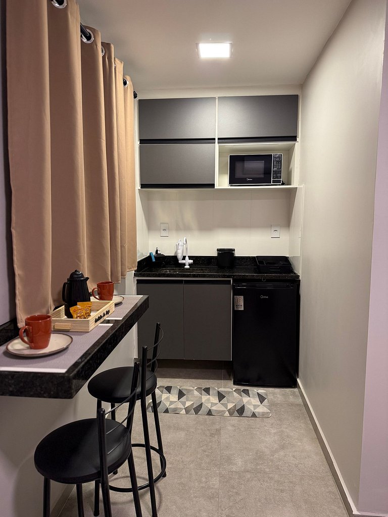 Cabo Frio > Novo e Aconchegante Apto c/Ar > N°02